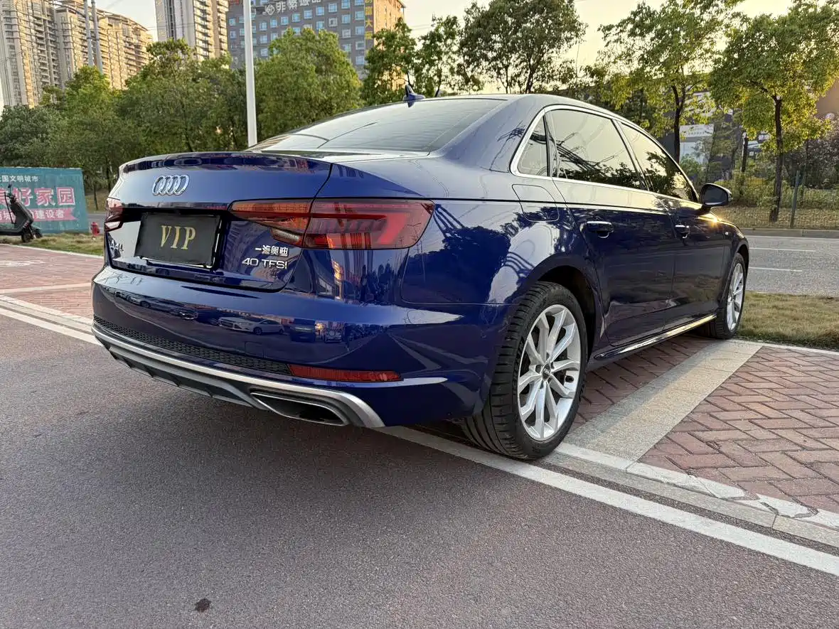 Audi A4L 2019 40 TFSI Fashion (China V) фото 12