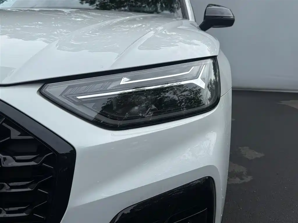 Audi Q5L Sportback 2024 2024 40 TFSI Luxury Version