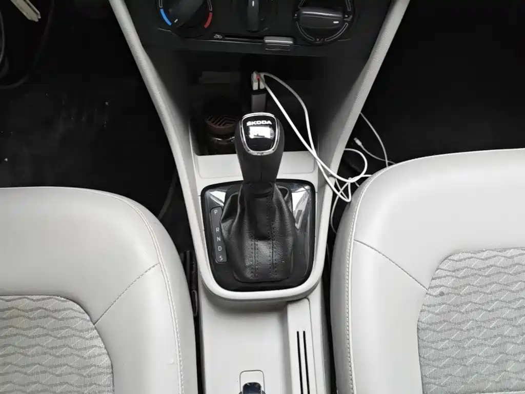 Photo 14 - Škoda Rapid
