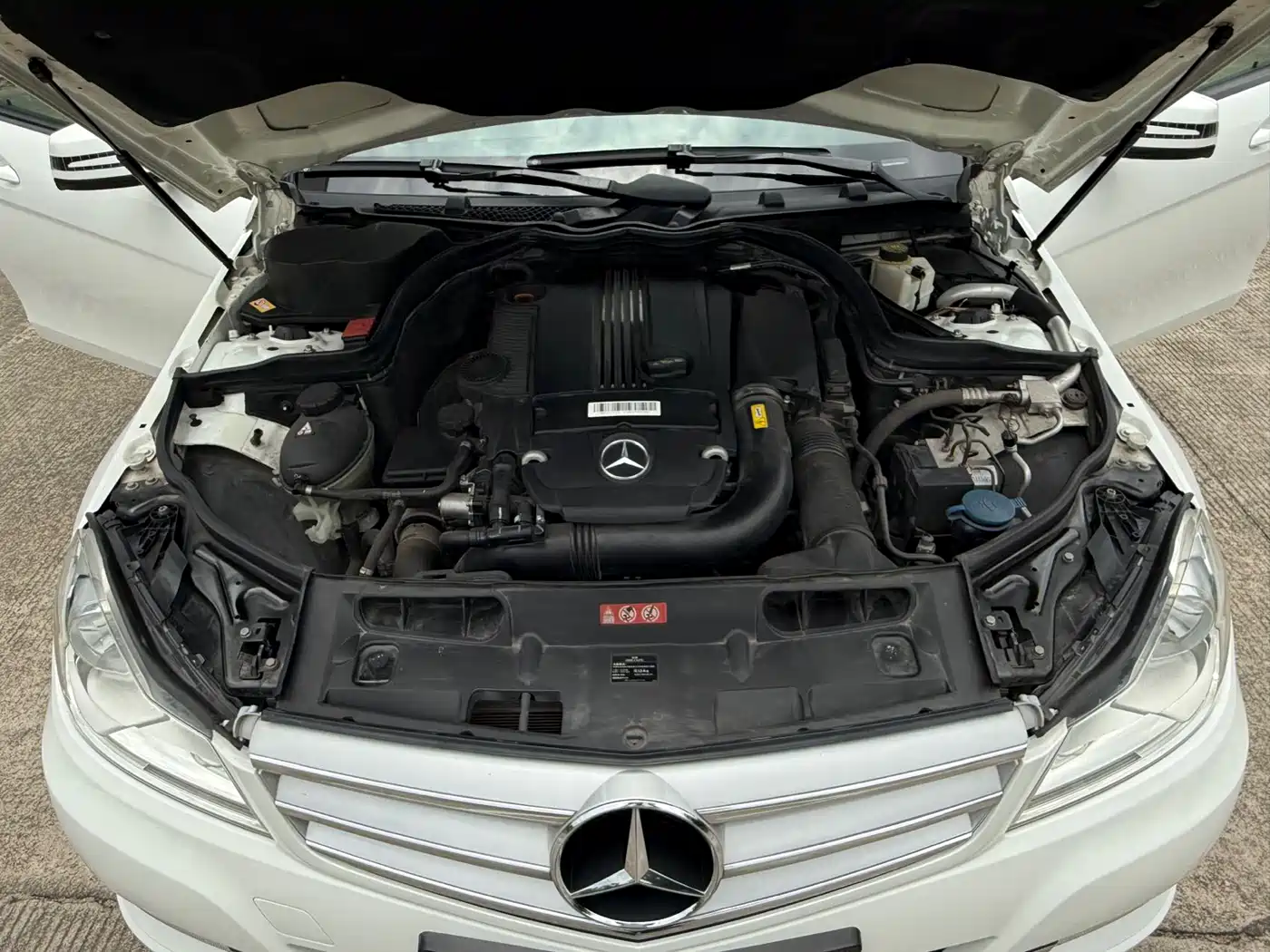 Mercedes-Benz C-Class 2013 C 180 Classic Grand Edition фото 17