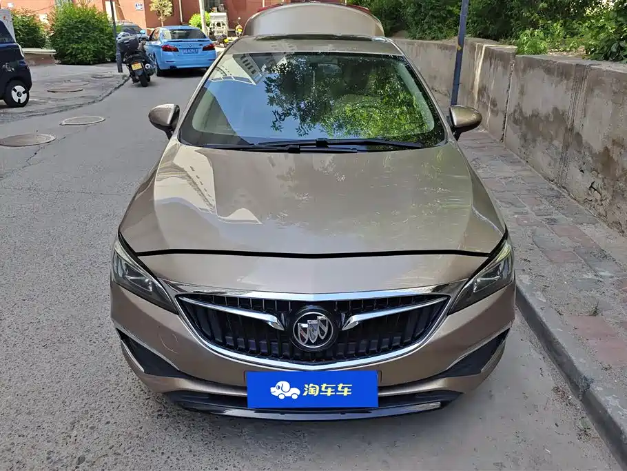 Buick Verano 2018 Sedan 15S Automatic Leading фото 2