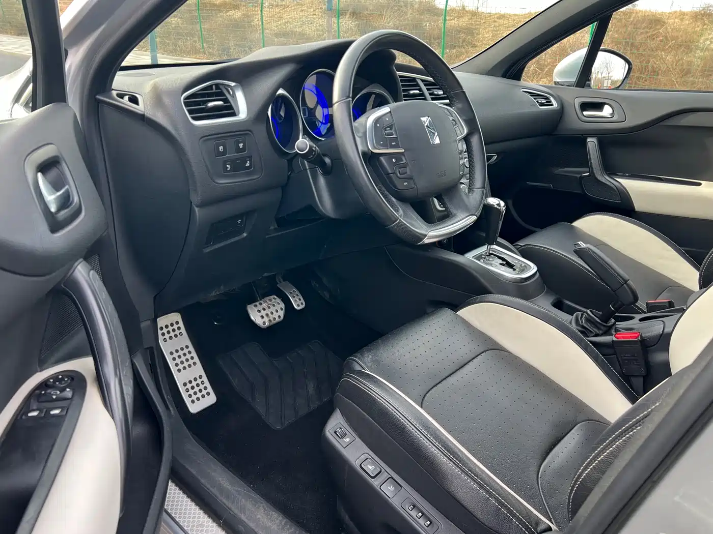 DS 4 2015 2012 1.6T Elegance Edition