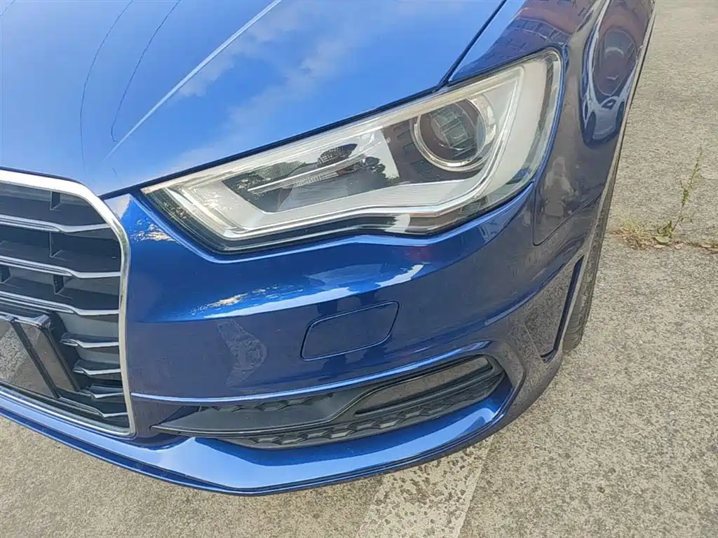 Audi A3 (Import) 2014 Sportback 40 TFSI S line Comfort фото 24