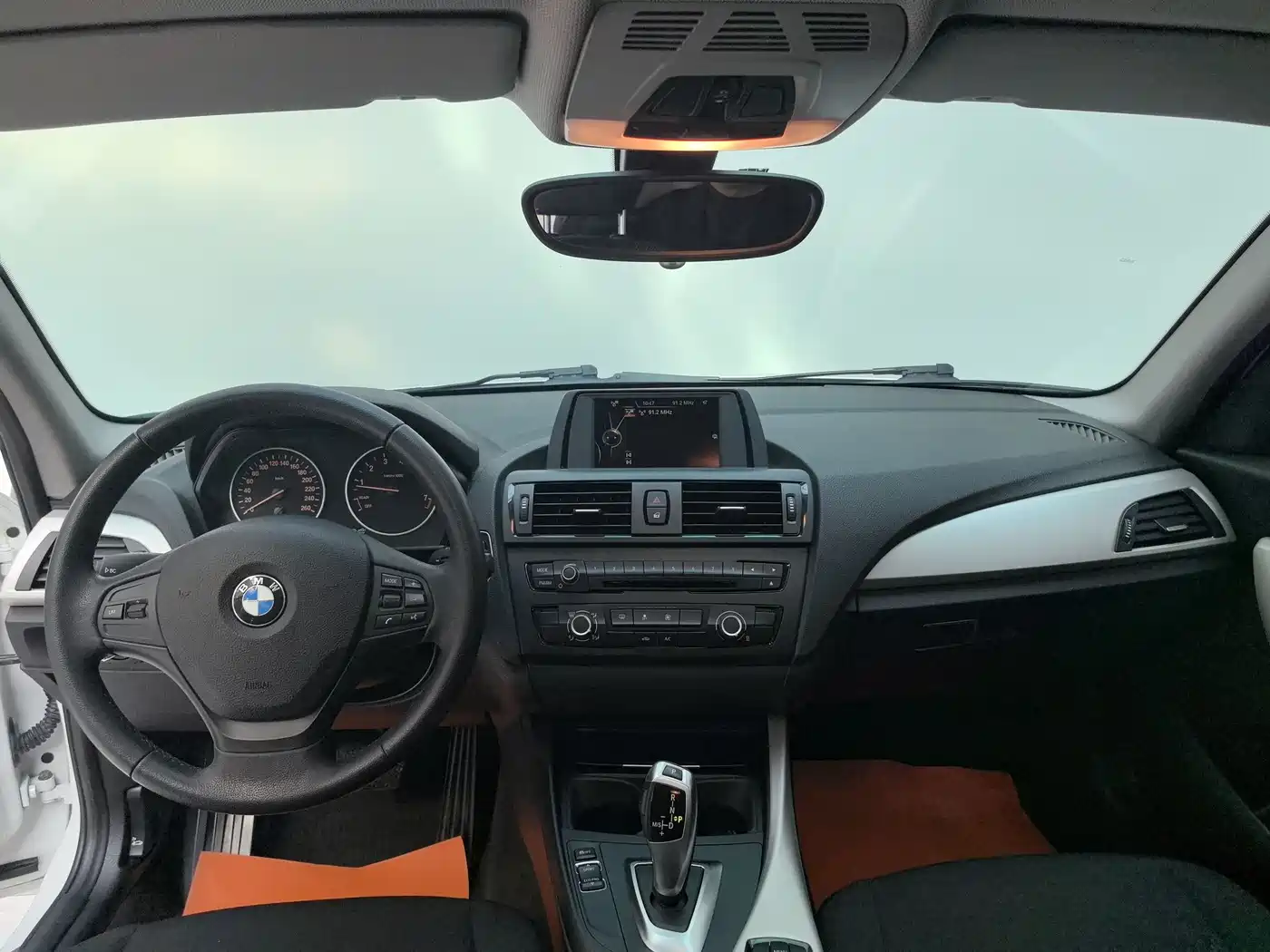 BMW 1 Series (Import) 2013 Facelift 116i Leading Model фото 8