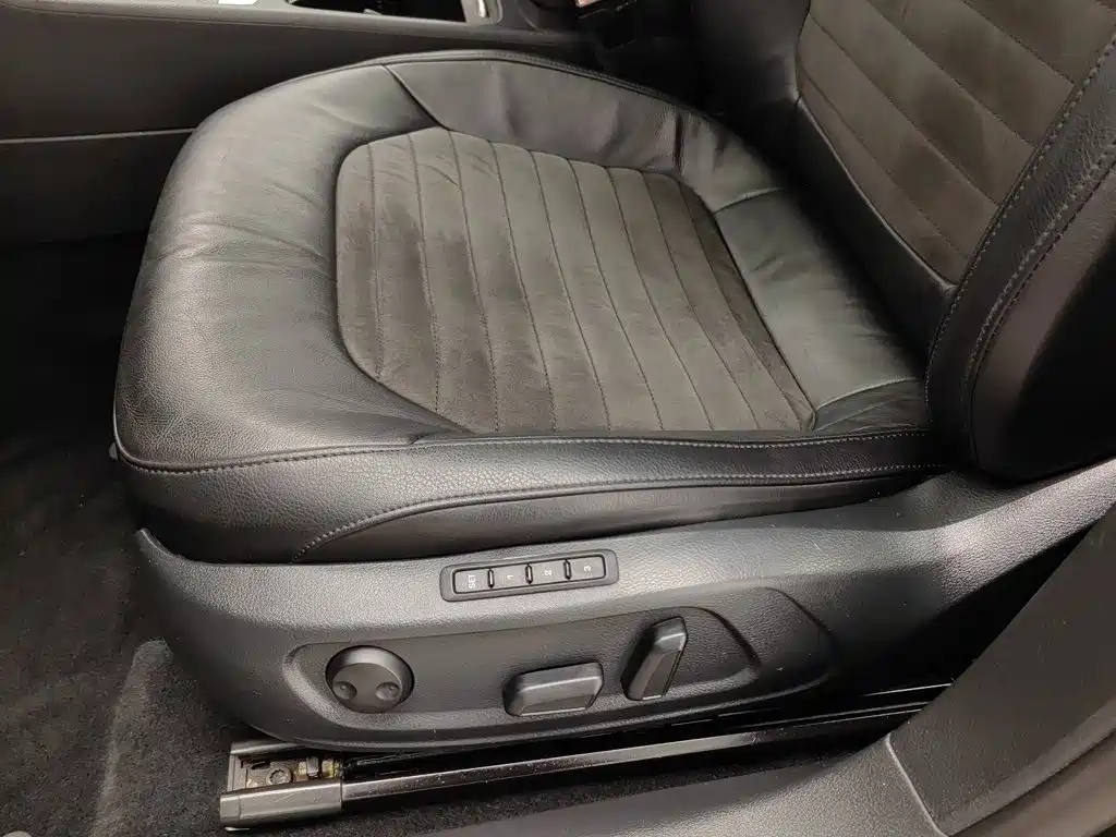 Photo 20 - Volkswagen Magotan