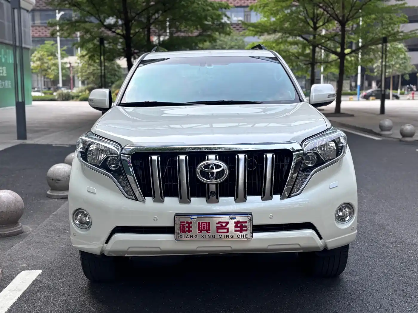 TOYOTA PRADO