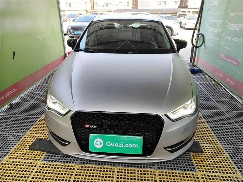 Audi A3 2016 Sportback 35 TFSI Leadership фото 3