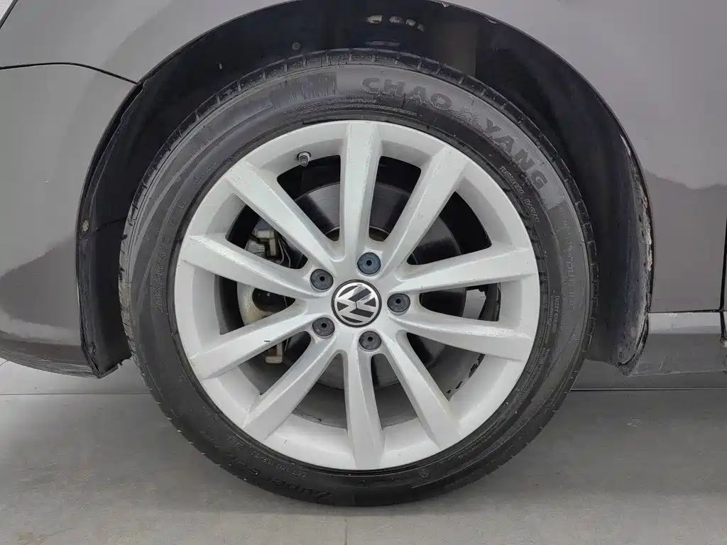 Photo 17 - Volkswagen Magotan