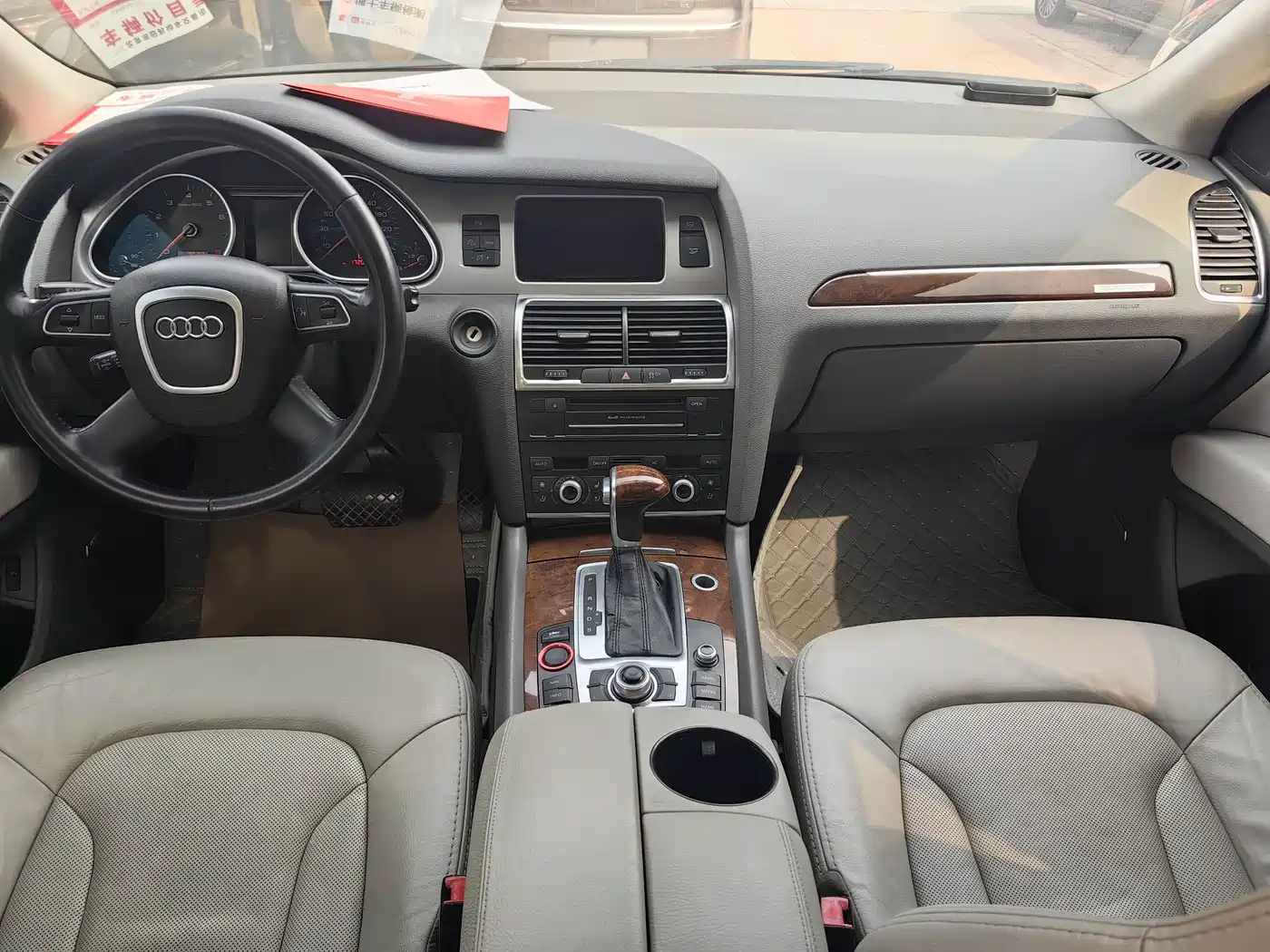 Audi Q7 2011 3.0 TFSI Technology (200kW) фото 8