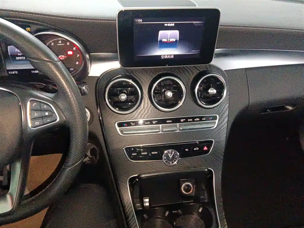 Mercedes-Benz C-Class 2017 Facelift C 180 L Fashion Sport Edition фото 9