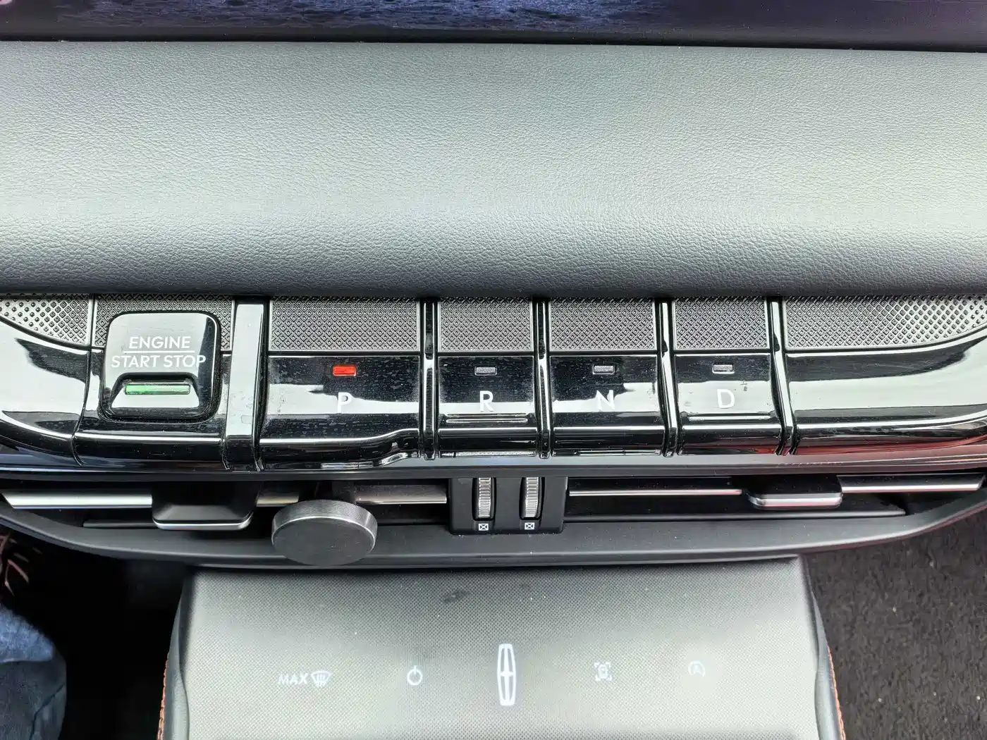 Lincoln Z 2022 2022 Model iCool Elegance Edition
