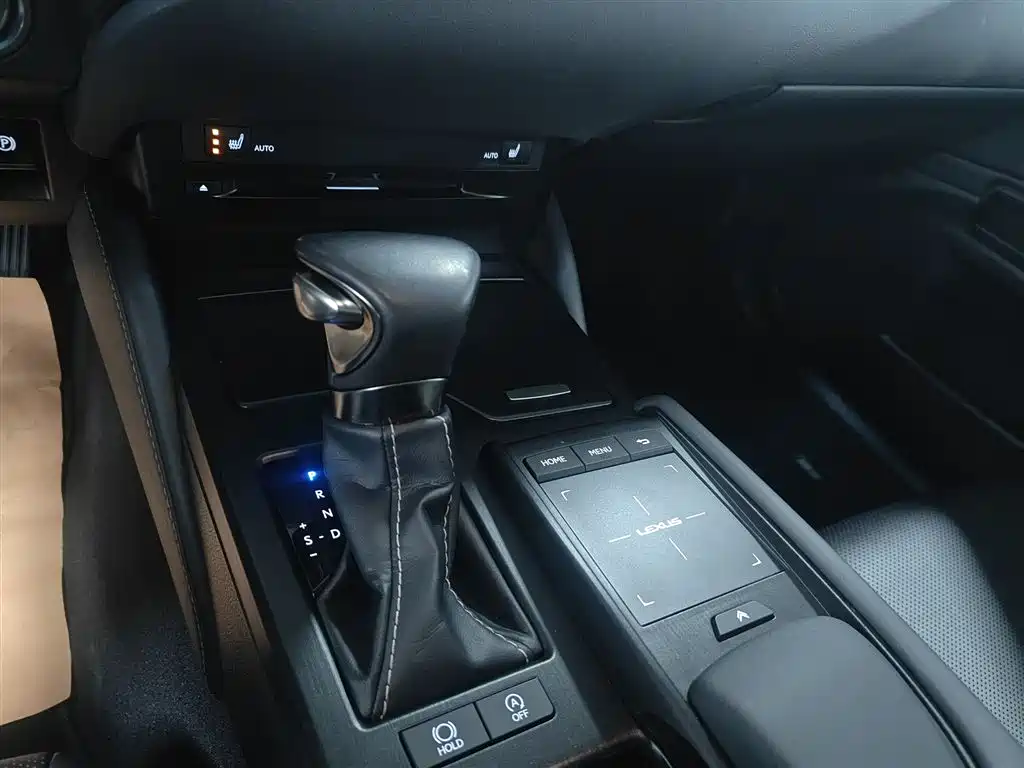 Lexus ES 2018 200 Excellence Edition China V фото 10