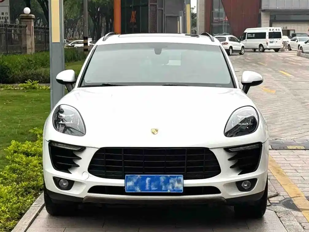 Porsche Macan 2014 Macan 2.0T фото 2