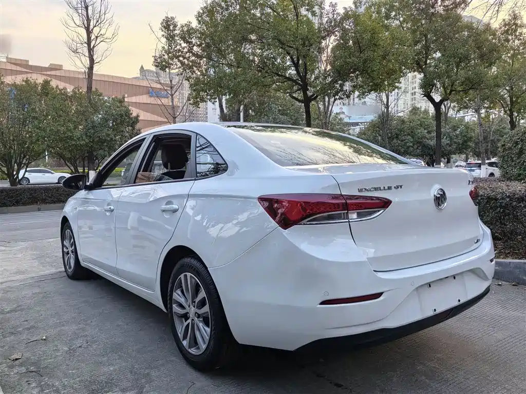 Buick Excelle 2021 Facelift 1.3T Auto Mild Hybrid Elite фото 23