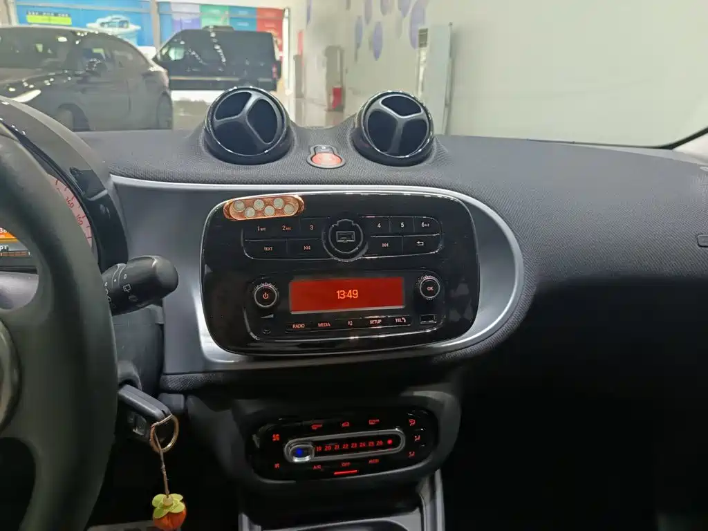 smart forfour 2018 2016 1.0L 52kW Passion Edition