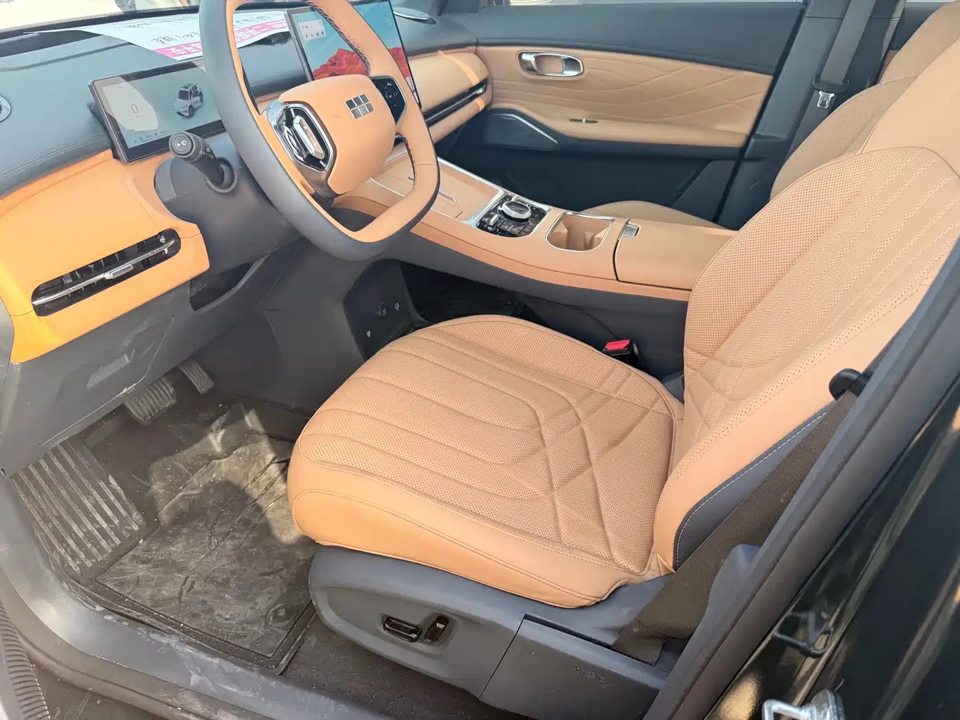 Geely Galaxy Galaxy Starship 7 EM-i 2025 Model 120km Explorer+ Edition фото 4