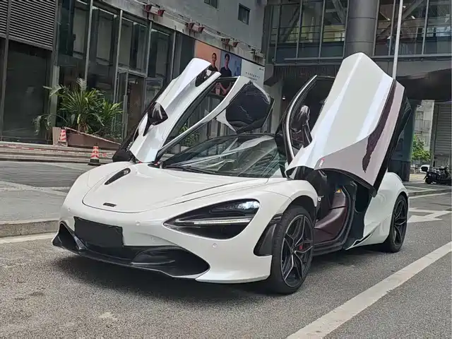 mclaren 720s