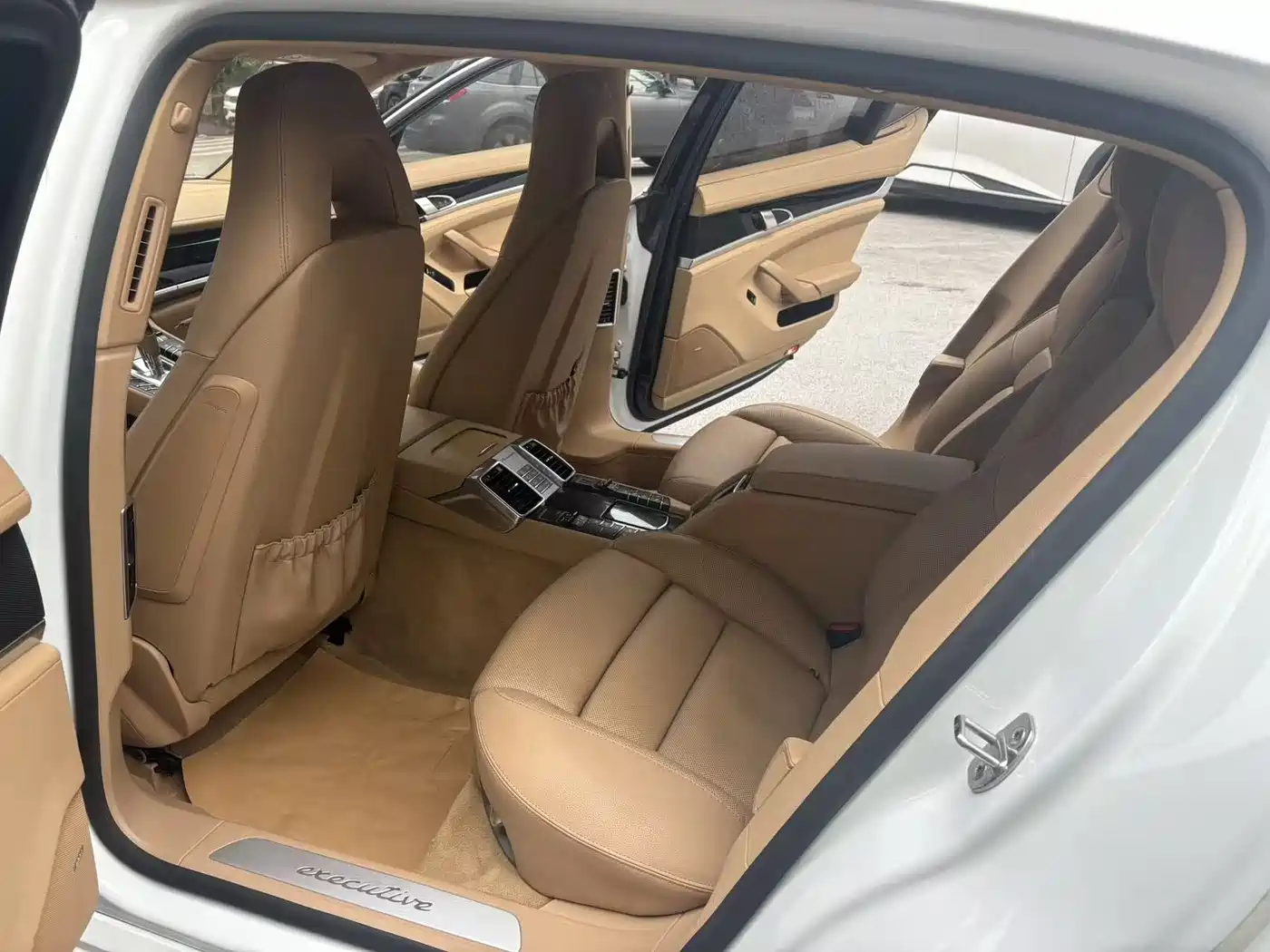 Фото 6 - Porsche Panamera