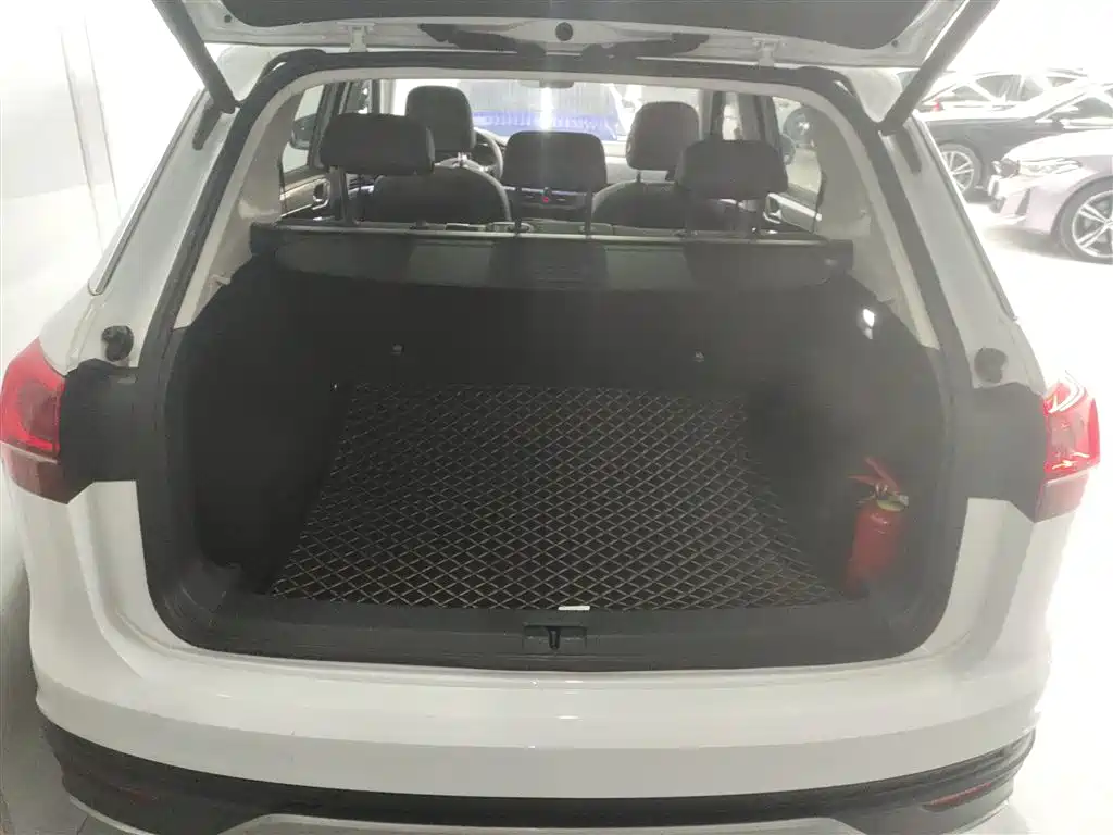 Volkswagen Tayron 2021 330TSI 2WD Luxury Smart Connect Edition фото 19