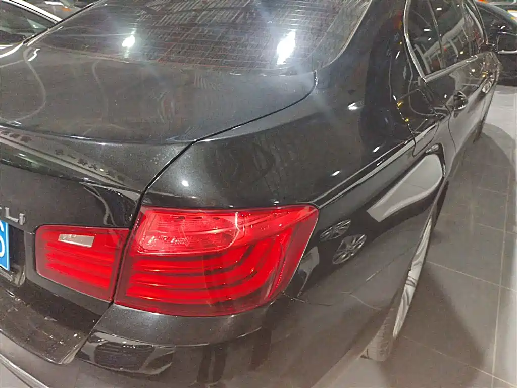BMW 5 Series 2014 525Li Luxury Design Package фото 24