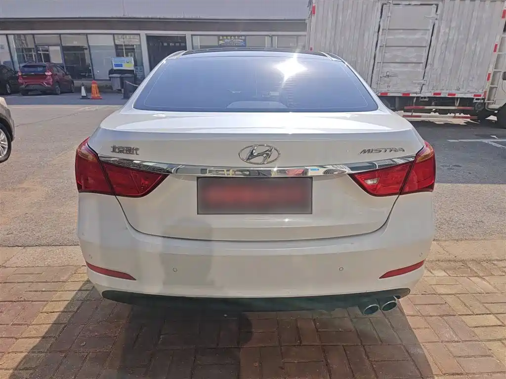 Hyundai Mistra 2014 1.8L Auto Premium DLX фото 5
