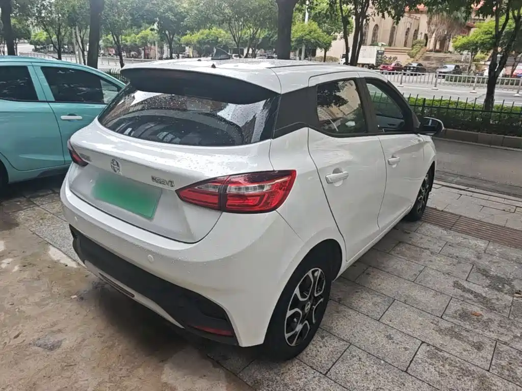 Фото 7 - JMCG New Energy Yizhi EV3