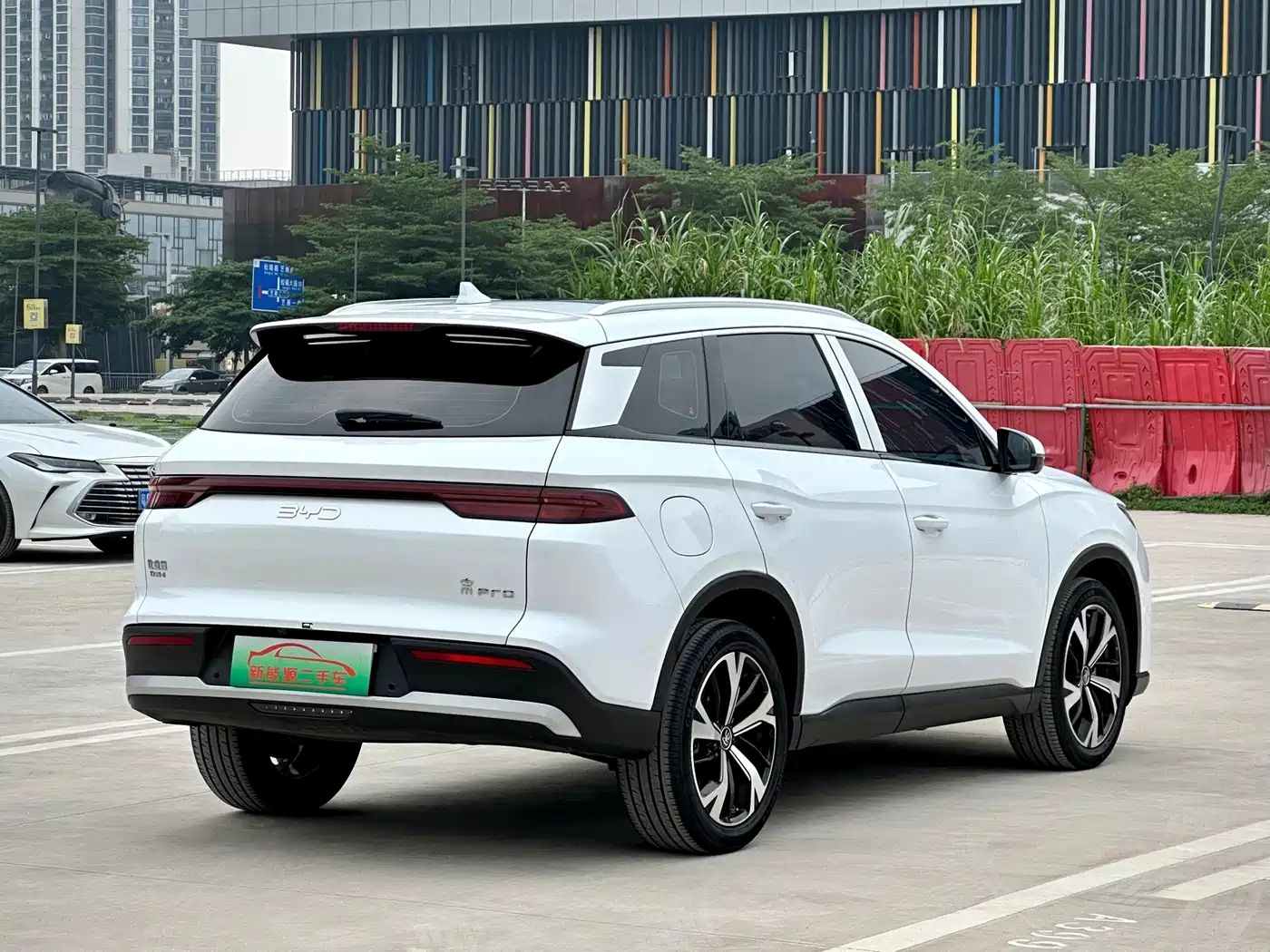 BYD Song Pro New Energy 2025 2nd Gen DM-i 115KM Excellence фото 4