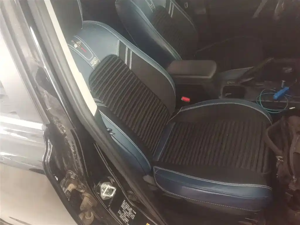 Toyota RAV4 Rongfang 2016 2.0L CVT 2WD Trend (China V) фото 20