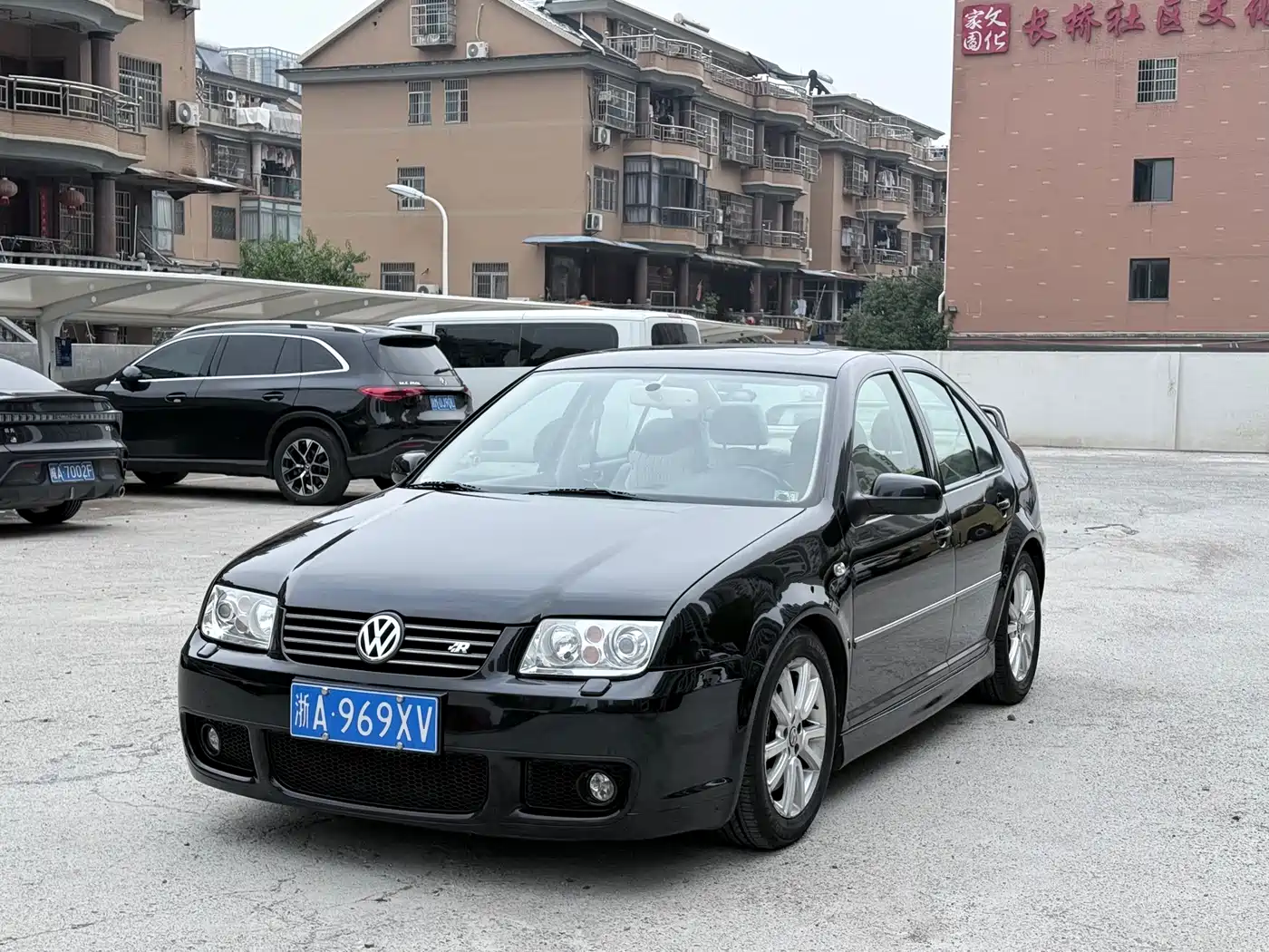 Volkswagen Bora Classic 2005 1.8T R (Sport Edition) фото 2