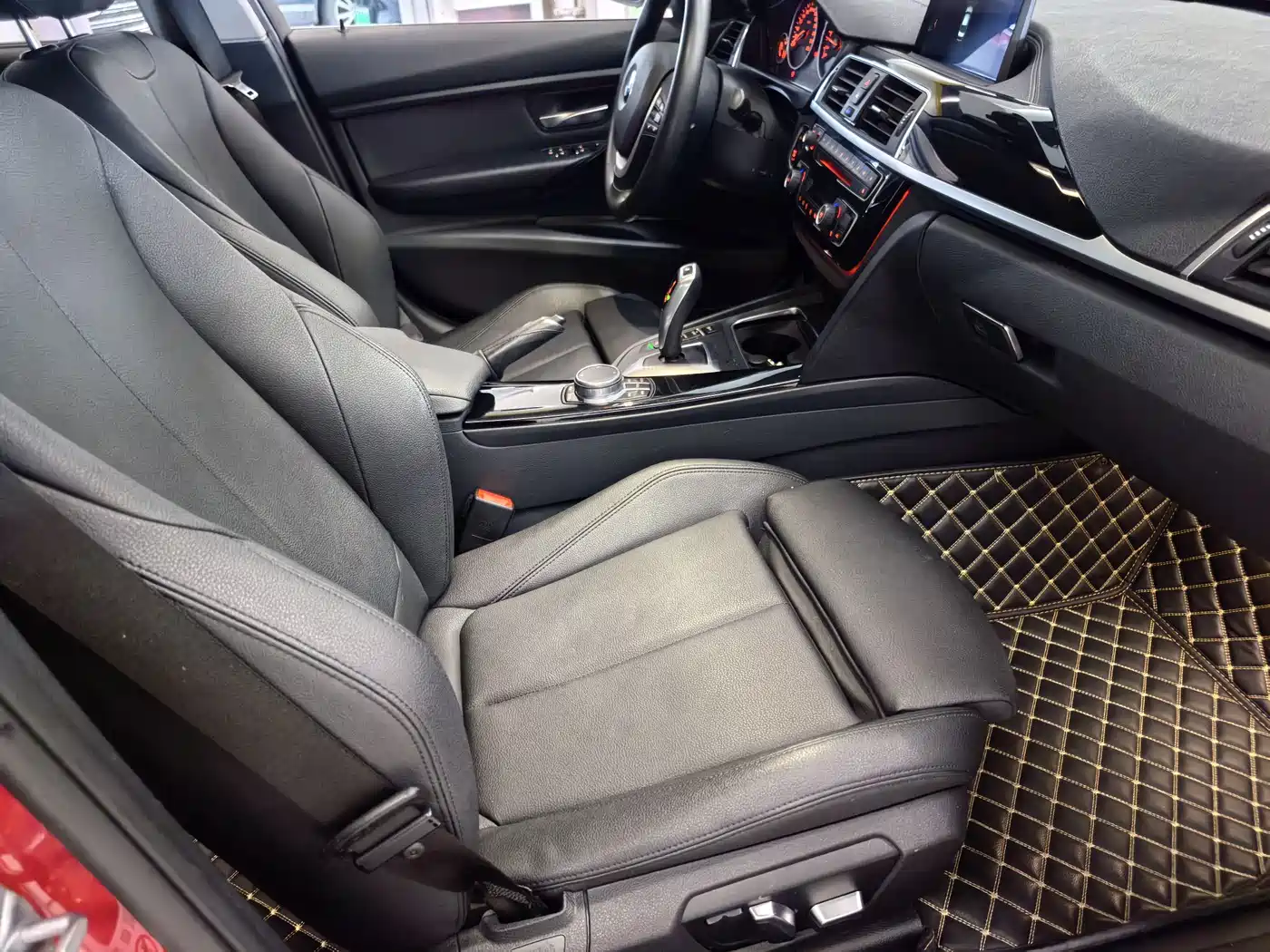 BMW 3 Series 2019 320Li Fashion Type фото 17