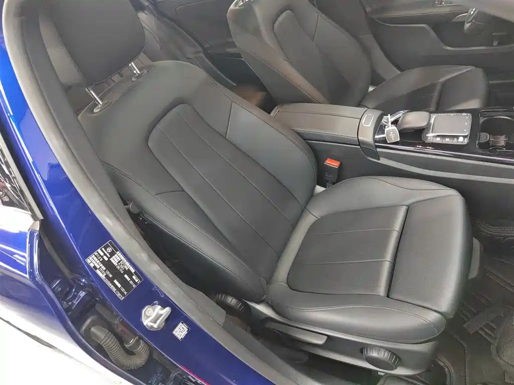 Mercedes-Benz A-Class 2021 A 200 L Sport Sedan Dynamic Type фото 24