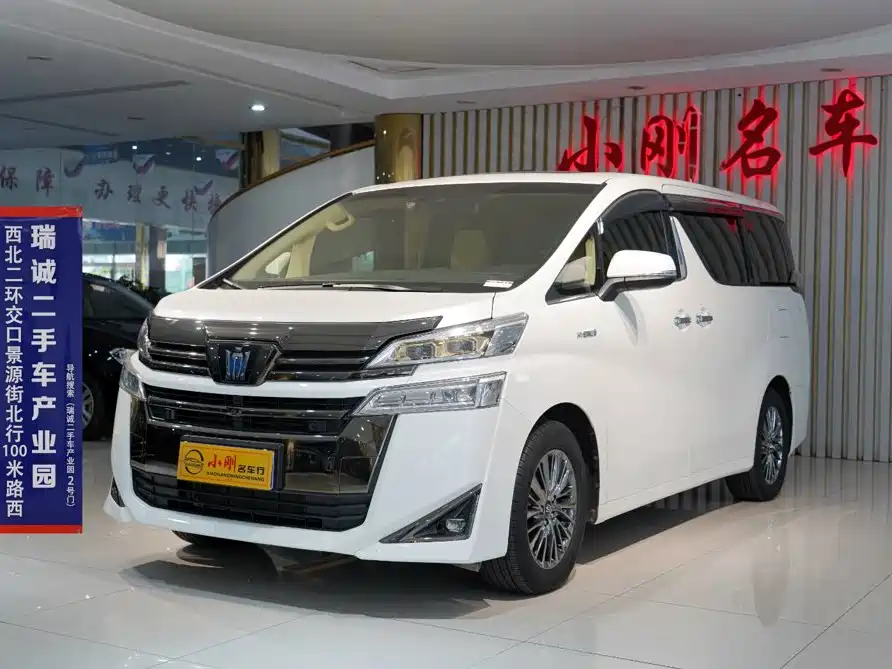 Фото 1 - Toyota Vellfire