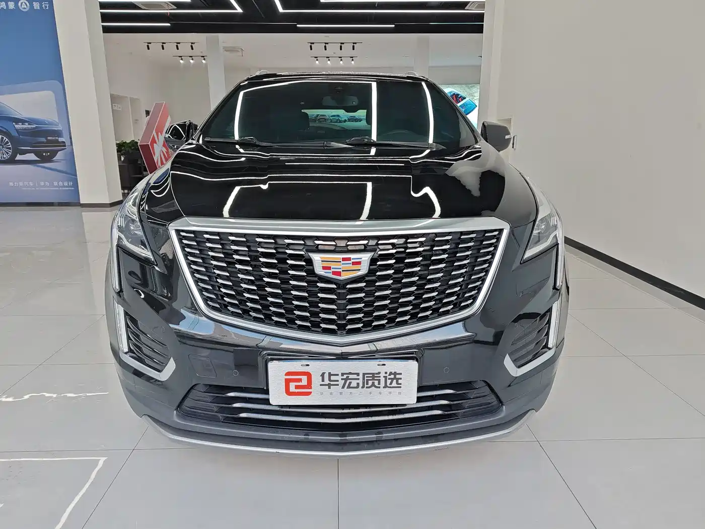 Cadillac XT5 2022 2.0T 2WD Luxury фото 2