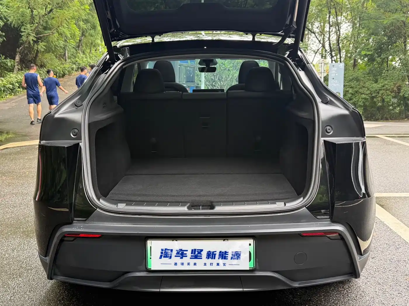 Tesla Model Y 2026 2026 Long Range Rear-Wheel Drive