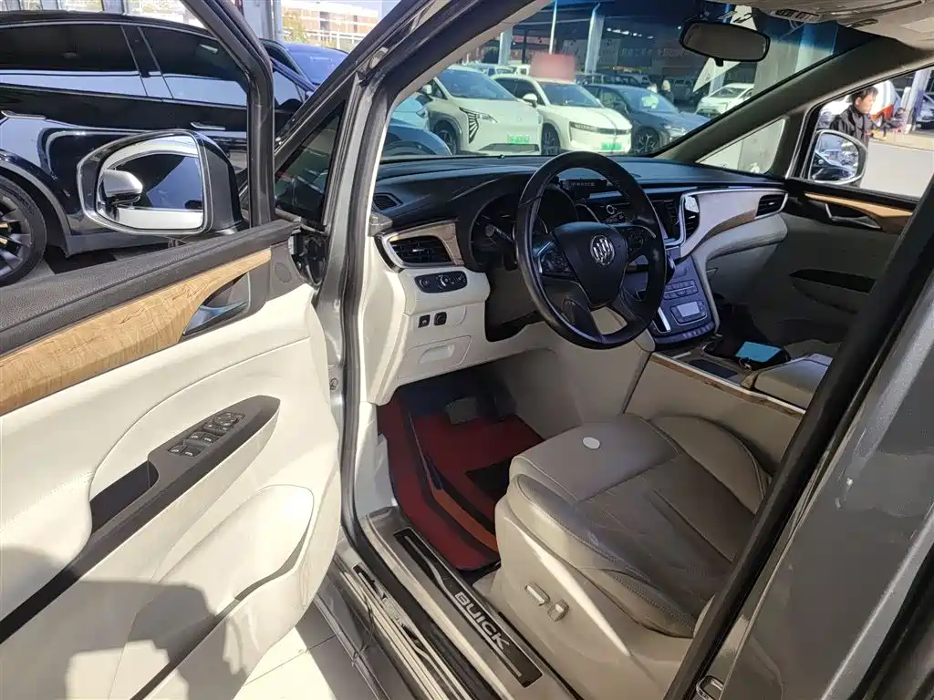 Buick GL8 2018 ES 28T Comfort Type China VI фото 13