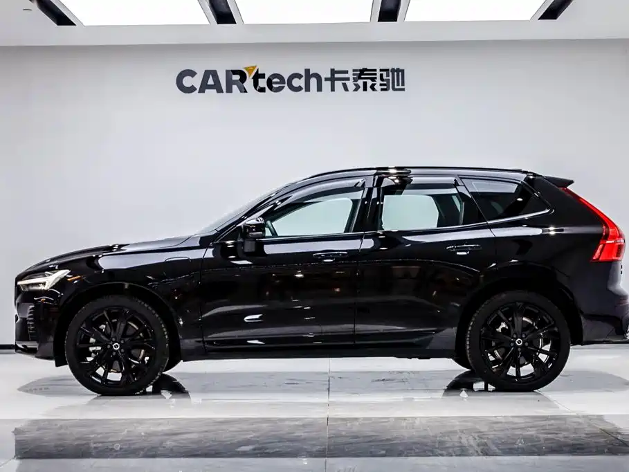 Volvo XC60 Plug-in Hybrid 2024 2024 T8 PHEV Long Range AWD Polar Night Edition