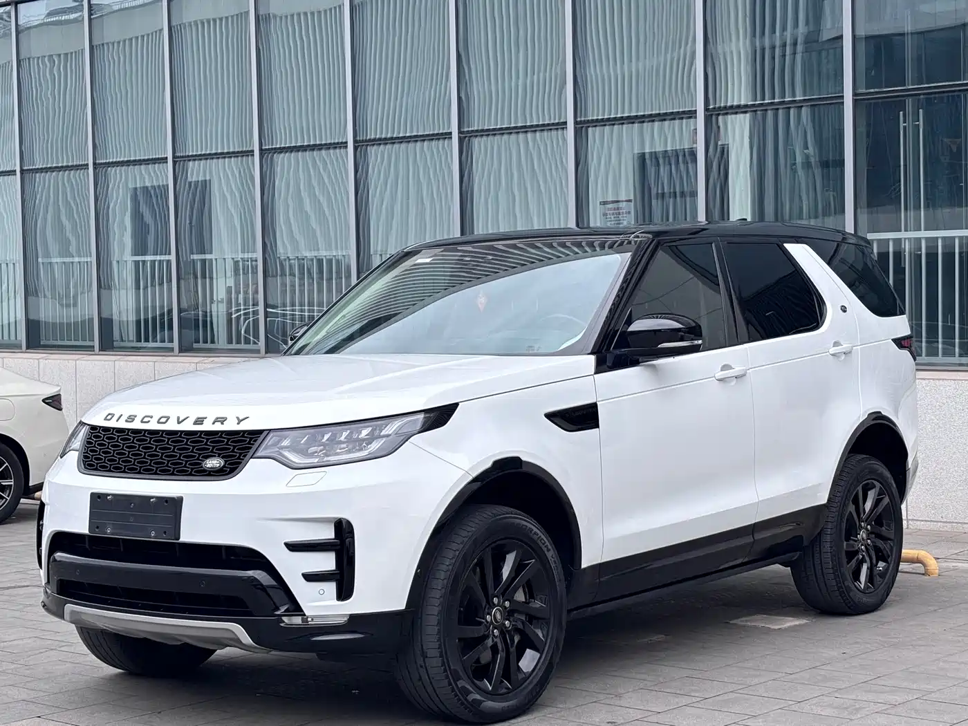 Land Rover Discovery 2020 3.0 SC V6 30th Anniversary Special Edition