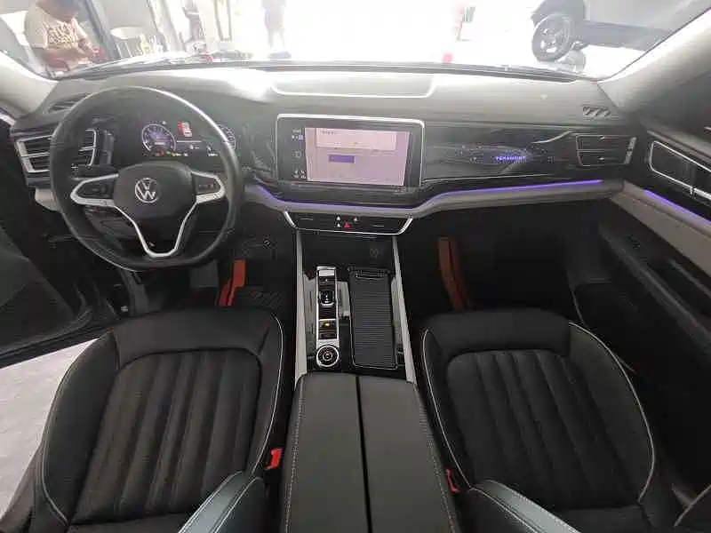 Фото 11 - Volkswagen Teramont