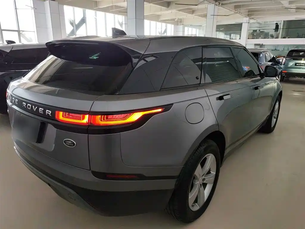 Land Rover Range Rover Velar 2019 250PS фото 7