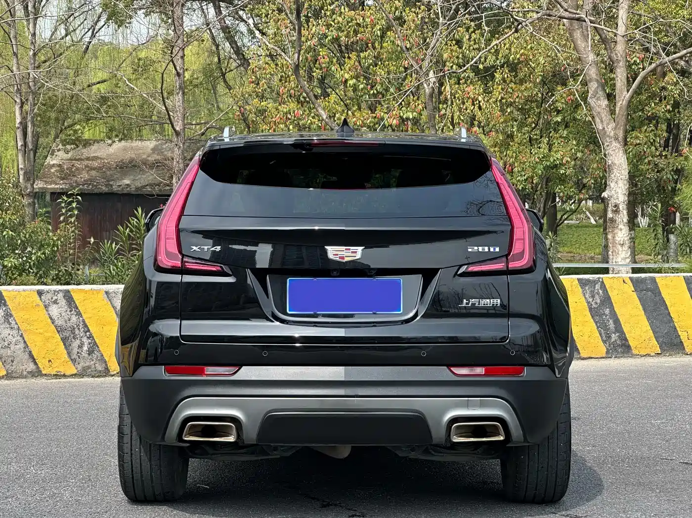 CADILLAC XT4