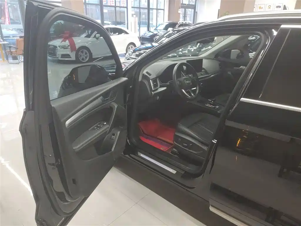 Audi Q5L 2023 40T Fashion Elegance фото 16