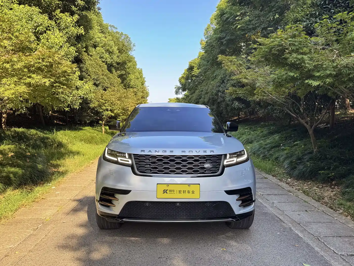 Land Rover Range Rover Velar 2021 P340 R-DYNAMIC SE фото 2