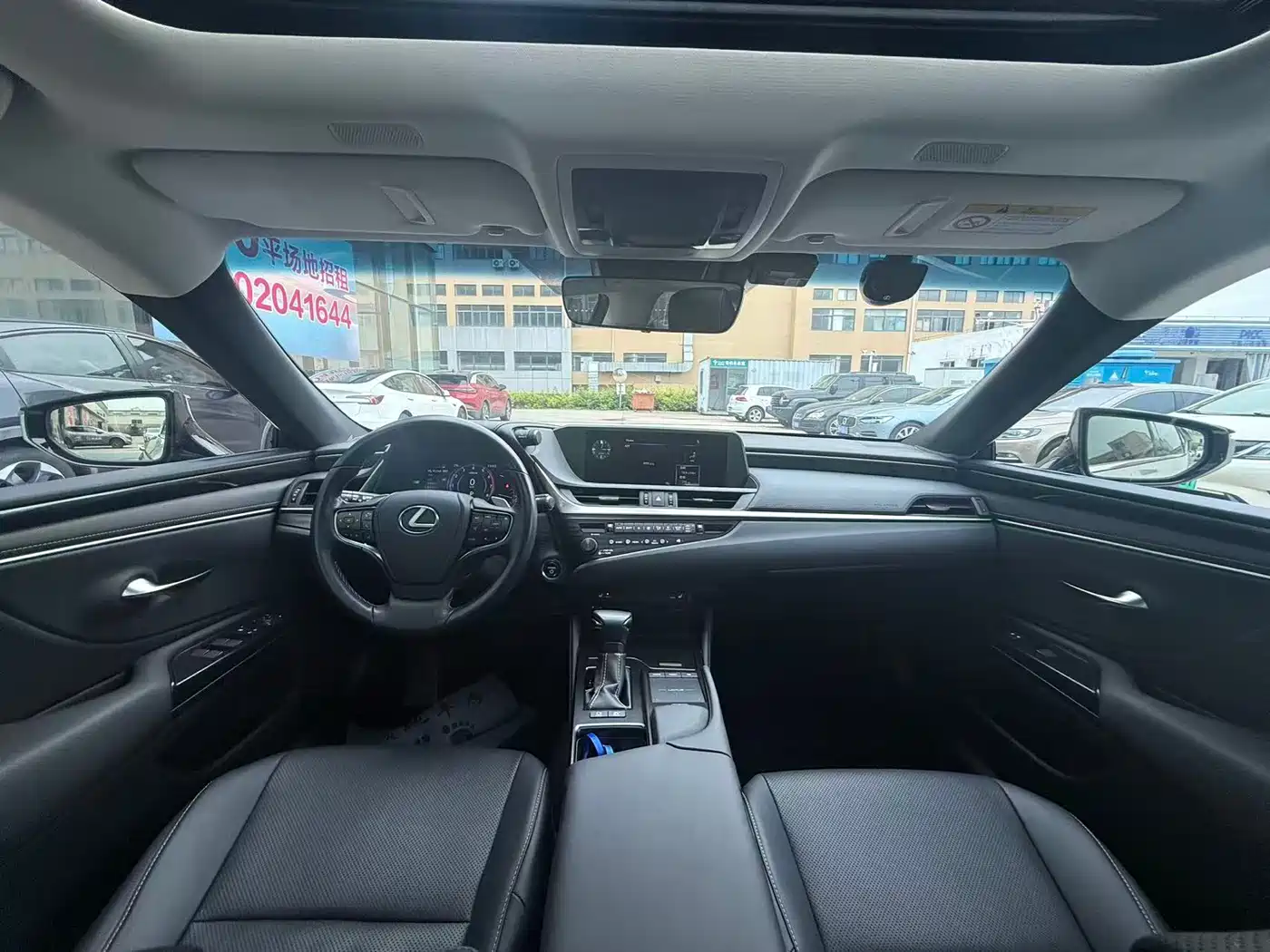 Lexus ES 2018 300h Excellence Edition China V фото 7