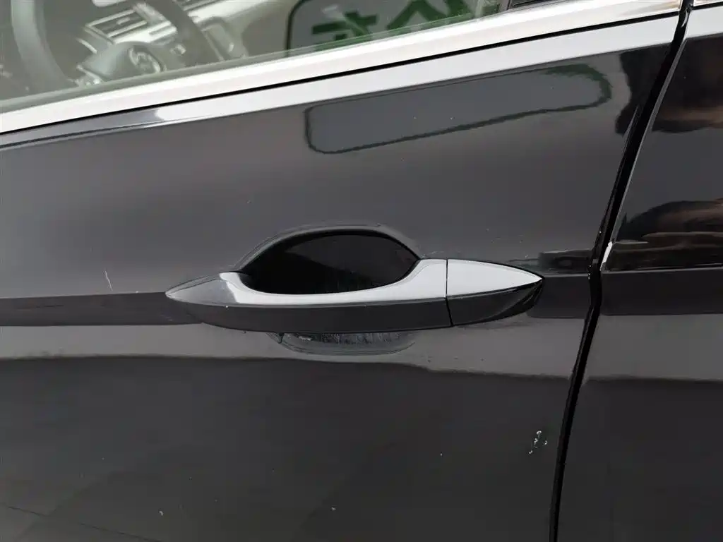 Volkswagen Magotan 2018 330TSI DSG Leading фото 18