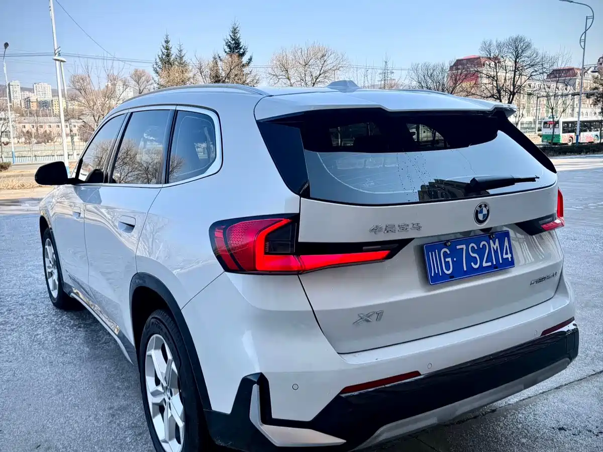 BMW X1 2023 sDrive20Li X Design Package фото 4