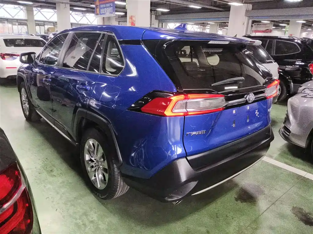 Toyota Wildlander 2020 2.0L CVT 2WD Luxury Edition фото 5