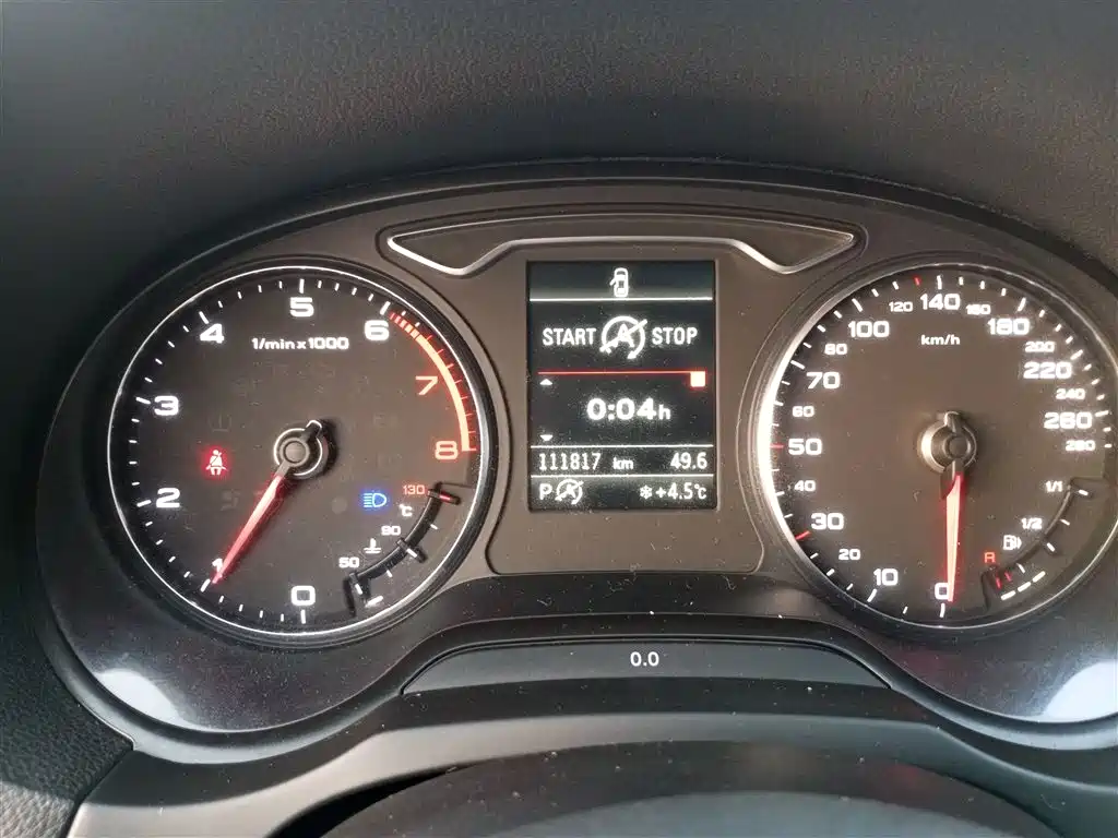 Audi A3 2015 Limousine 40 TFSI Automatic Comfort фото 4