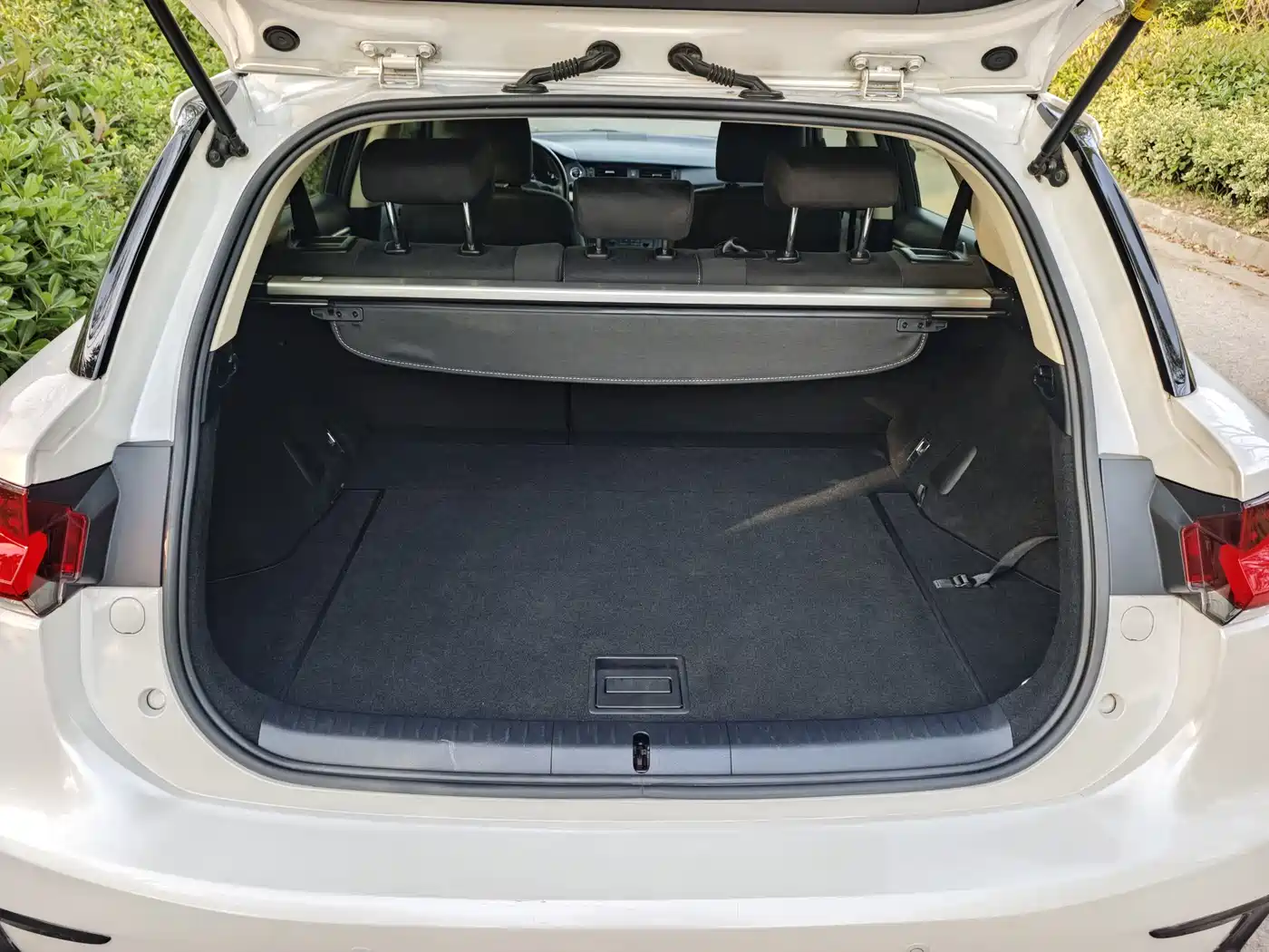 Lexus CT 2017 CT200h Elite Edition Monochrome China V фото 16