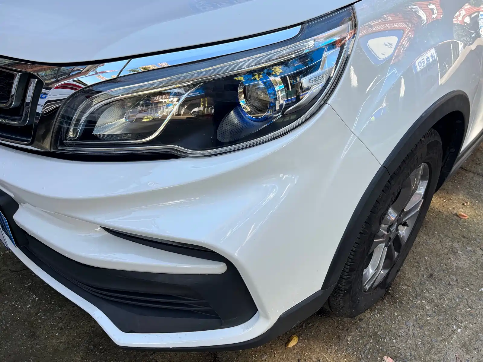 Фото 7 - Geely Vision X3