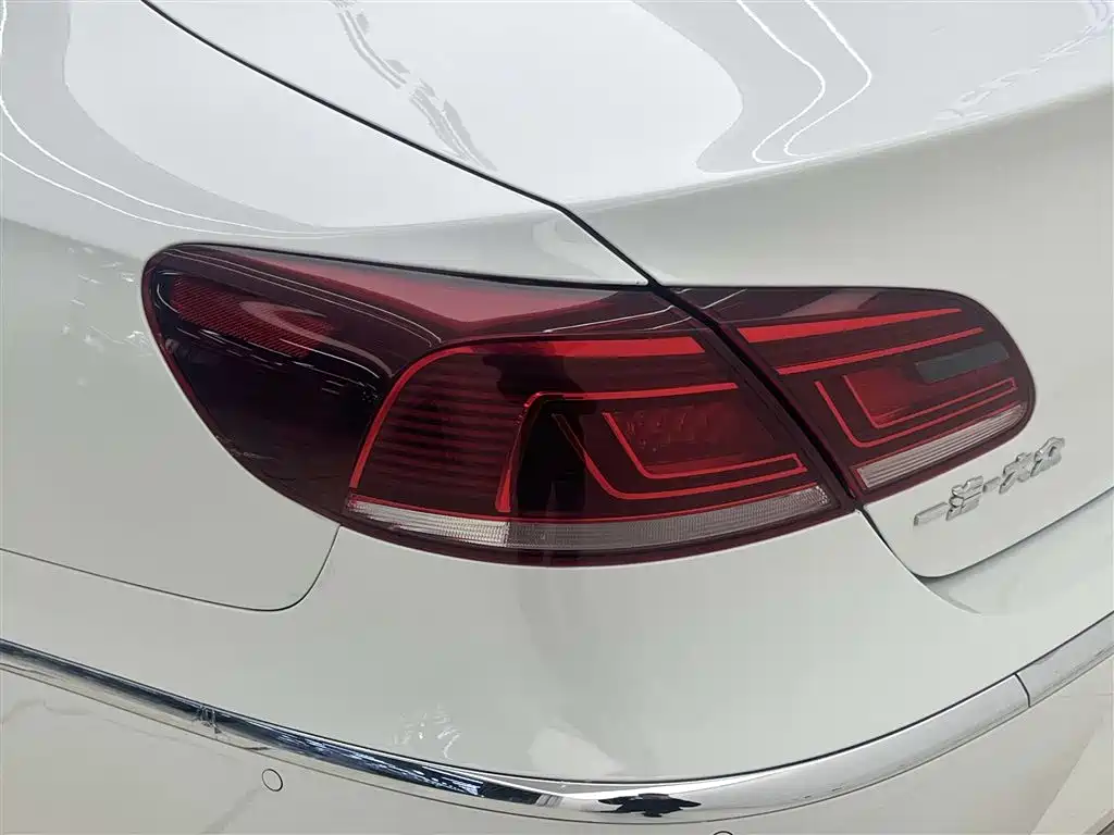 Volkswagen FAW-Volkswagen CC 2016 Model 1.8TSI Luxury фото 7